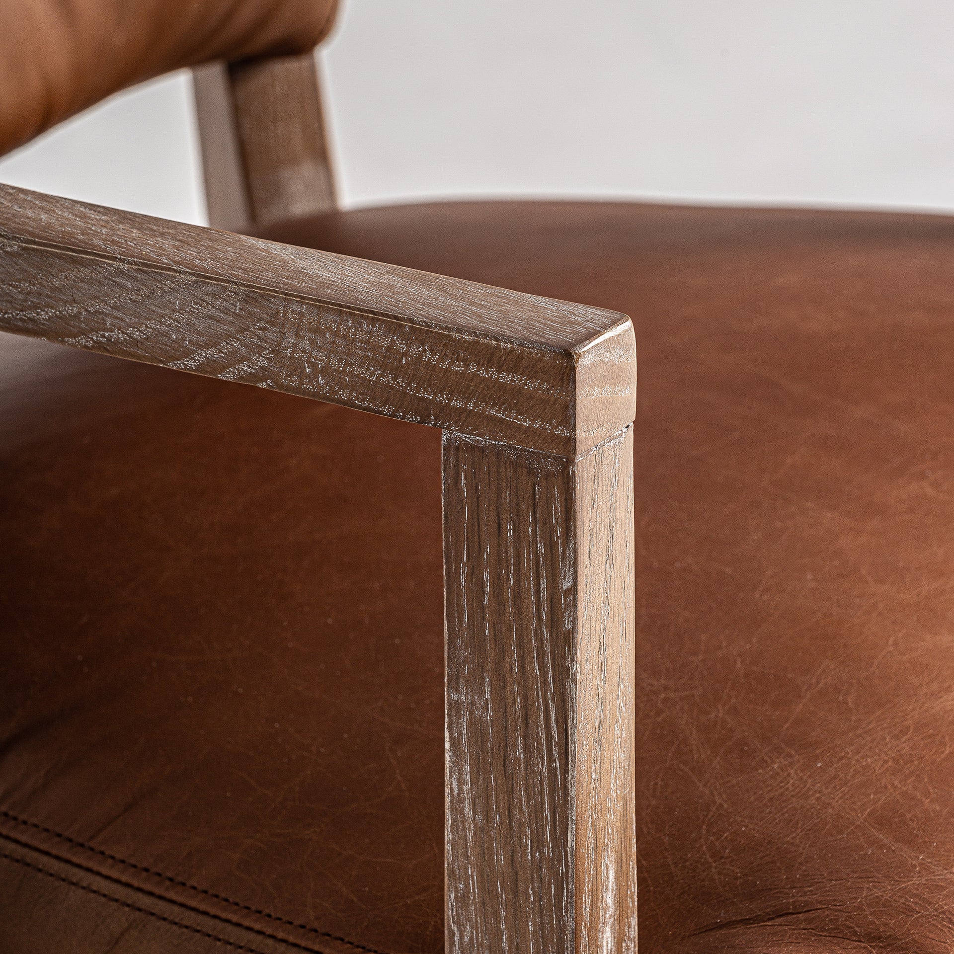 TOLLA CHAIR